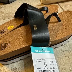 Reef sandals NWT